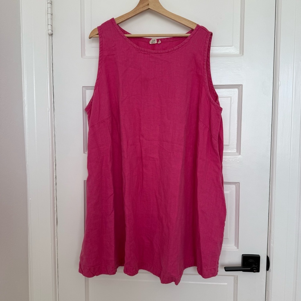 Shelter Lou dress in Rosewater pink - Picture 3 of 7